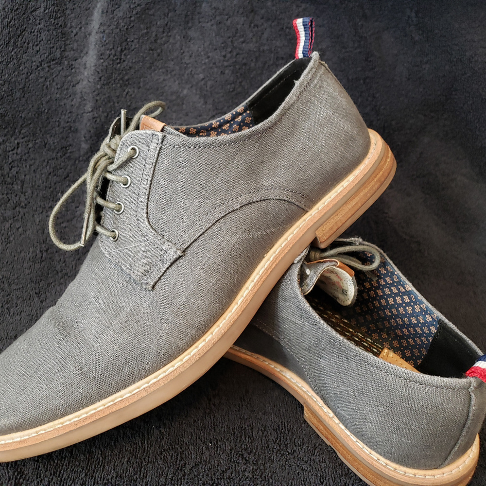 Mens Classy and Comfortable Grey Oxfords